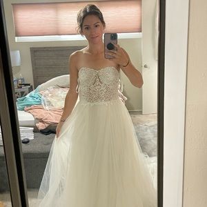 David’s Bridal Wedding dress (never worn, tags on and not altered)